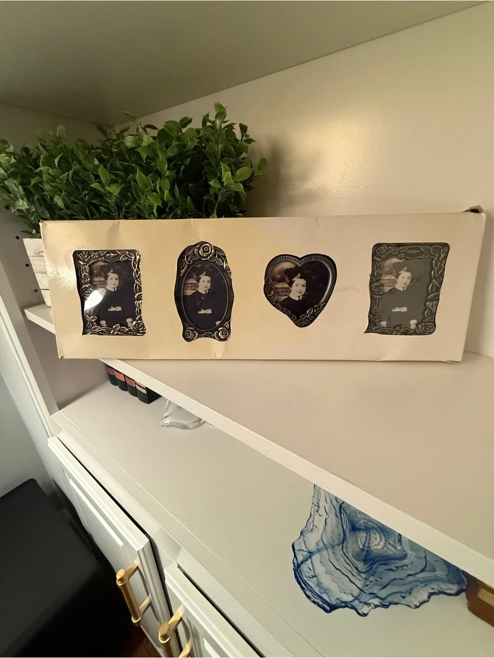 Brand New Old Stock 4 Metal Picture Frames W/Stand With Floral/Heart Design